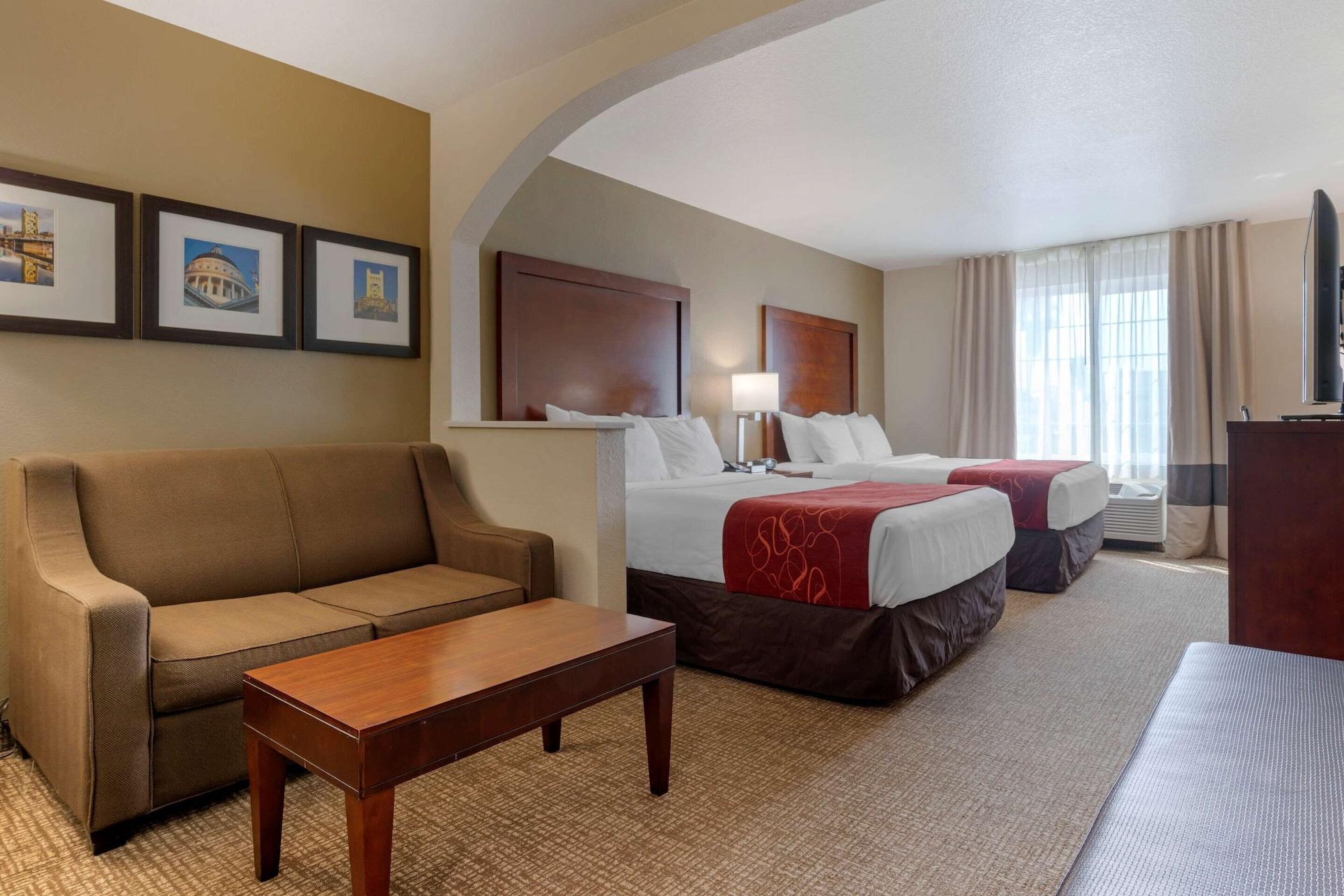 Comfort Suites Downtown Сакраменто Екстер'єр фото
